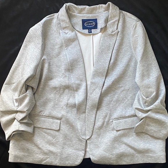 SCOOP Women's Light Gray Blazer - Picture 5 of 6